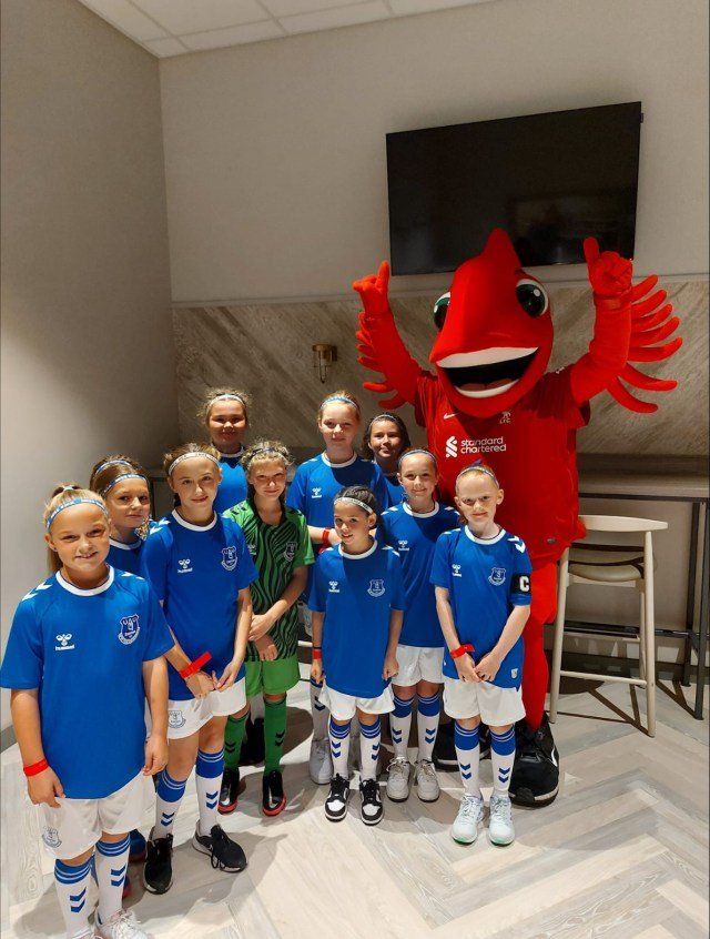 clay brow girls mascots