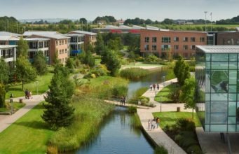 EHU857-Prospectus2021-Day3-002